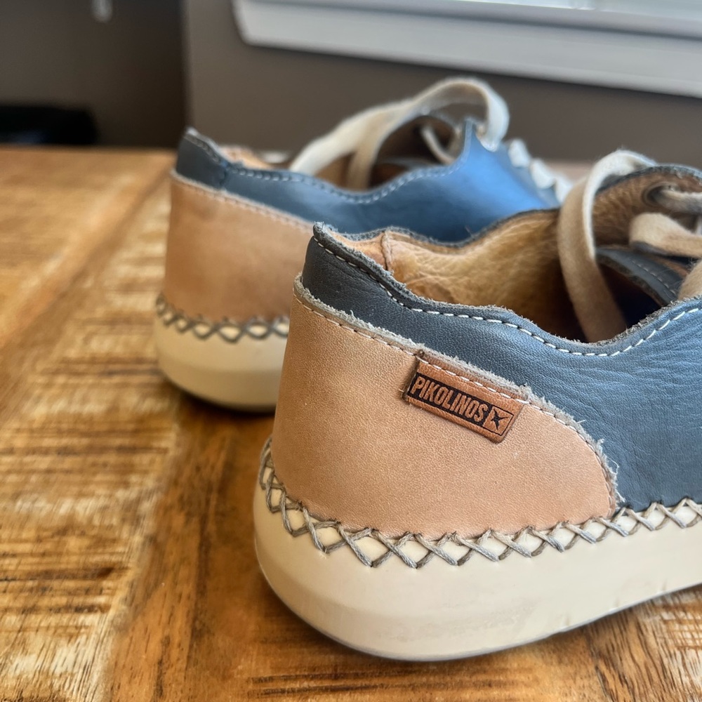Super cool designer Pikolino shoes.  Ladies size 5.   $100 free shipping.